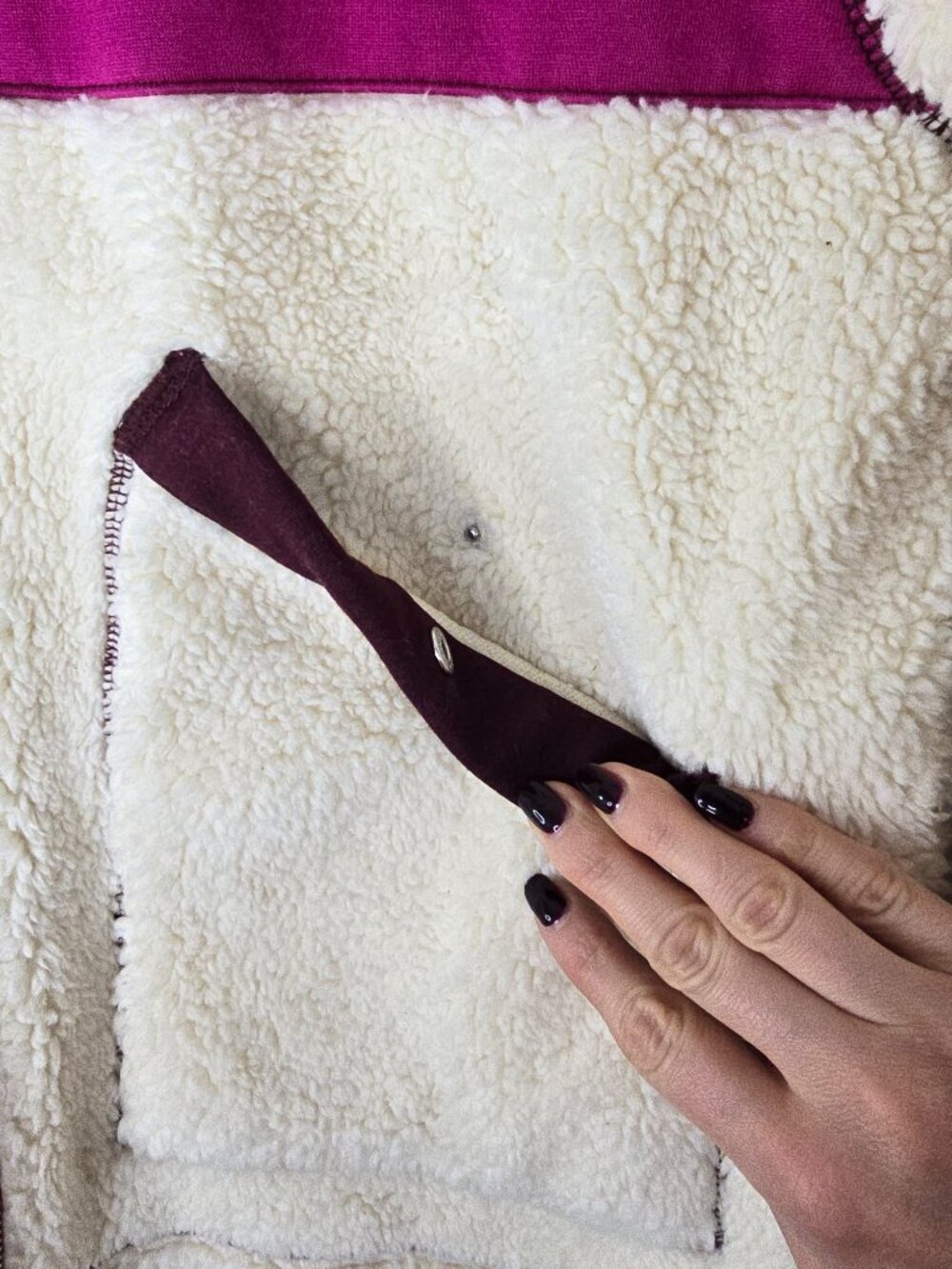 AMI Paris Ami de Cœur Faux Shearling Zipped Jacket Off White/Fuchsia Unisex - Picture 9 of 16